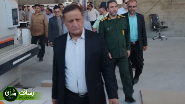 واحد تولید مصنوعات چوبی فیروزآباد افتتاح شد